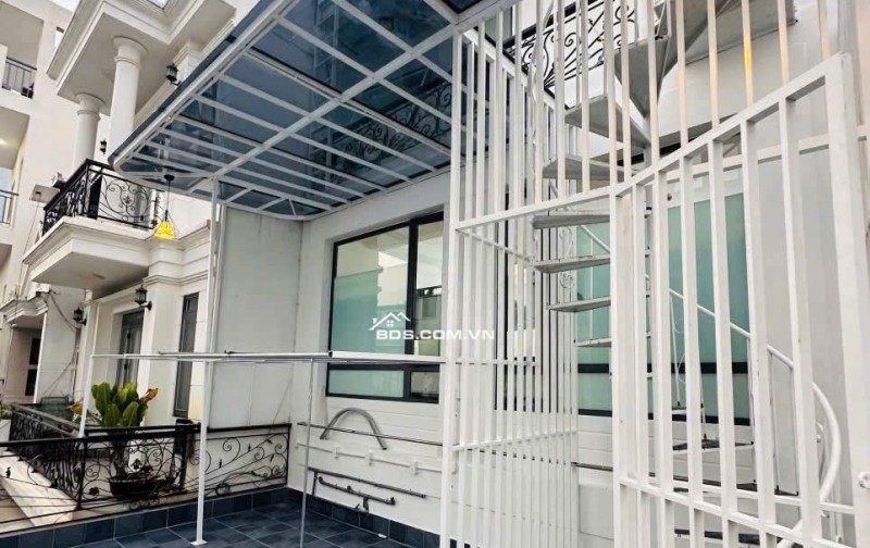 BÁN NHÀ DÒNG TIỀN SIÊU ĐỈNH 280 TRIỆU/THÁNG - MẶT TIỀN 15M