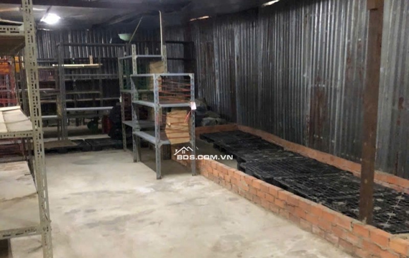 Cho thuê kho diện tích đa dạng tại 360 Bến Vân Đồn, Phường 1, Quận 4, TP.HCM.