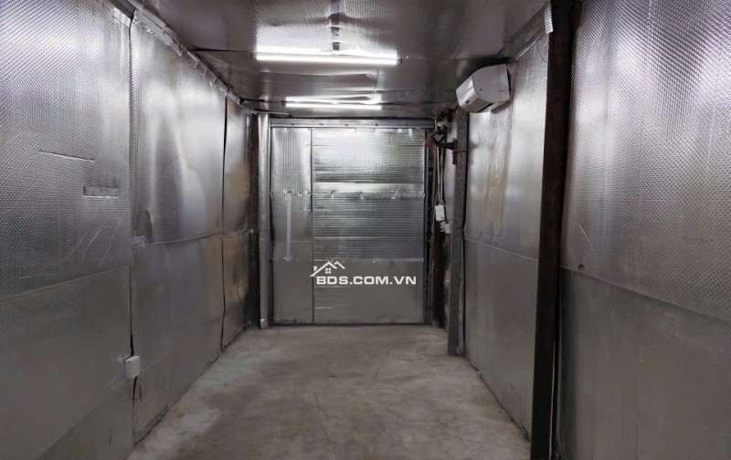 Cho thuê kho tại 360 Bến Vân Đồn, Phường 1, Quận 4, TP.HCM.