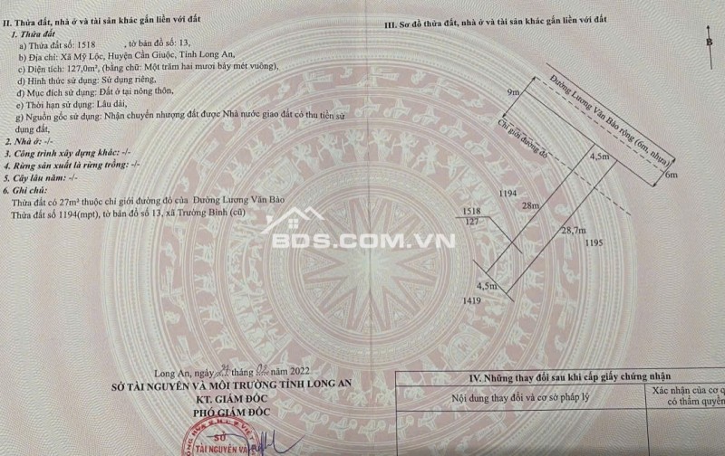Đất mặt tiền đường Lương Văn Bào. cách Quốc lộ 50 khoảng 900m, cách TP HCM 9km, nhà ở đông đúc.
