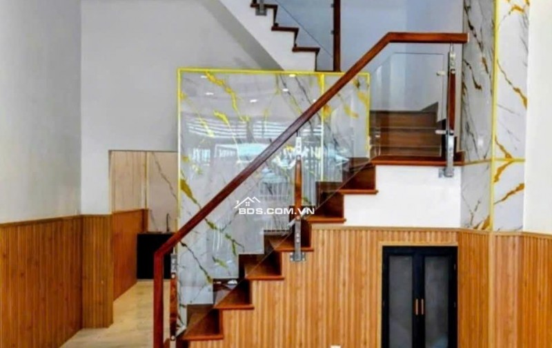  Bán Nhà Đẹp Lung Linh đường Phạm Thế Hiển P4,Q8 - Giá chỉ 5,3 Tỷ, chủ thiện chí bán