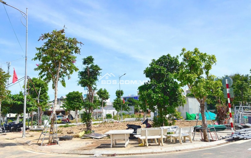 BÁN GẤP LÔ GÓC 90M² – VỊ TRÍ ĐẮC ĐỊA TRUNG TÂM PHỦ HÀ – GIÁ CHỈ HƠN 3 TỶ