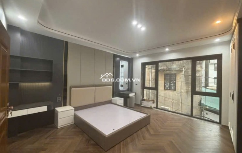 *CHÍNH CHỦ* BÁN NHÀ RIÊNG DOÃN KẾ THIỆN/ CẦU GIẤY- DT 38M2, 6 TẦNG, MT 4.5M- 4 CHỖ QUA NGÕ