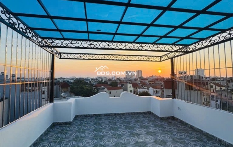 Nhà Ngọc Lâm xây mới 6 tầng – 47m – thang máy, ôtô đỗ trong nhà, 2 mặt thoáng, giá 11.7 tỷ