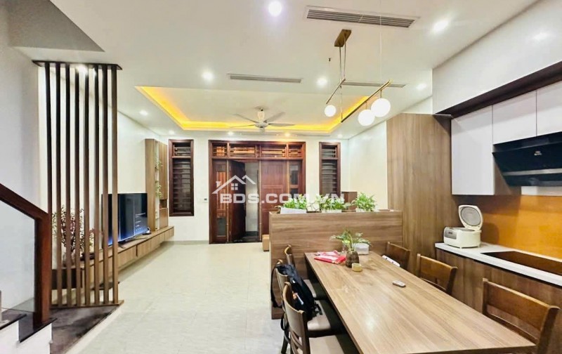 BÁN NHÀ DÒNG TIỀN,CẦU GIẤY,HN.