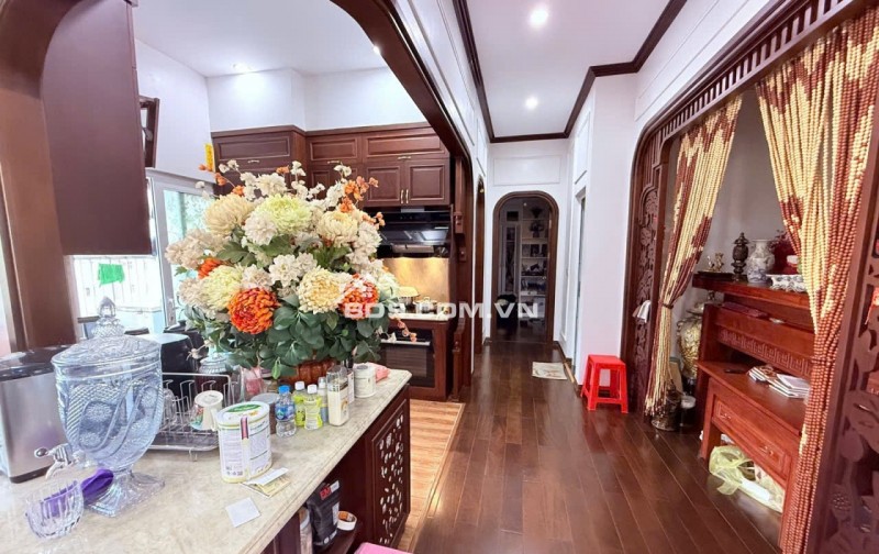 BÁN CC CAO CẤP – 193m2 – HÀNG HIẾM – BAN CƠ YẾU CHÍNH PHỦ– LÊ VĂN LƯƠNG