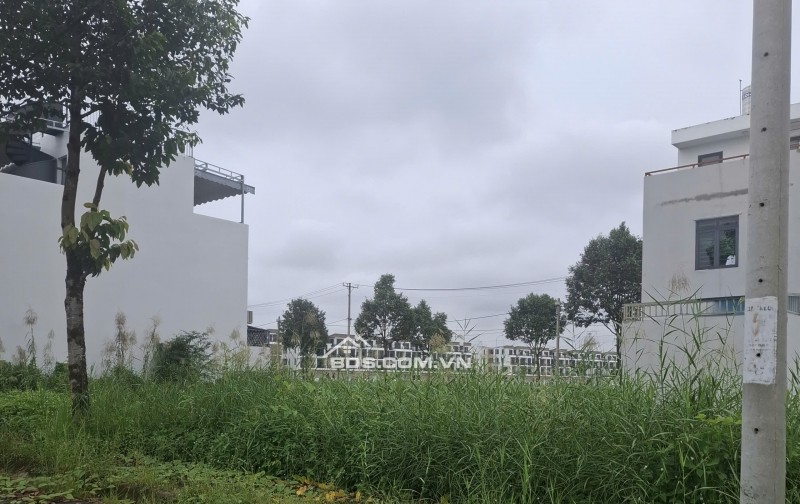 Chính chủ bán lô 80m2 thổ cư sổ đỏ tại Long Hậu, Cần Giuộc