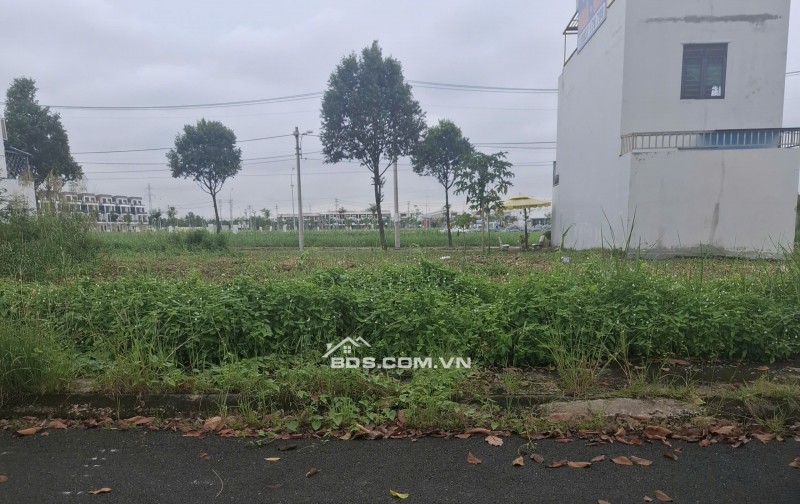 Chính chủ bán lô 80m2 thổ cư sổ đỏ tại Long Hậu, Cần Giuộc