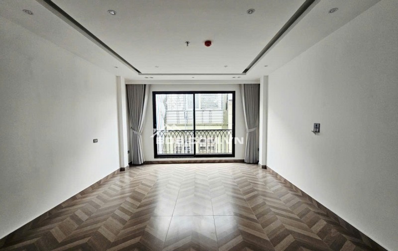 BÁN NHÀ 7 TẦNG-65M2 - THANG MÁY -29.8 TỶ - HOÀNG QUỐC VIỆT – CẦU GIẤY.