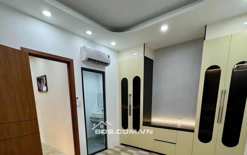 HẺM QUANG TRUNG – NHÀ MỚI 3 TẦNG GIÁ CHỈ 6.8 TỶ. LH:0779351867 – 0764071867.