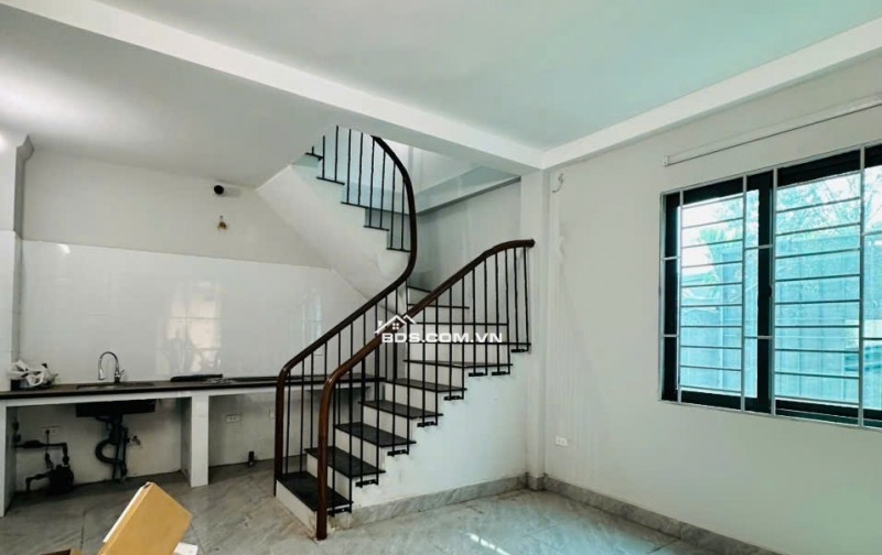 BÁN NHÀ – 30M2- 3 TẦNG – 2.2 TỶ– NGUYỄN XIỂN- THANH XUÂN