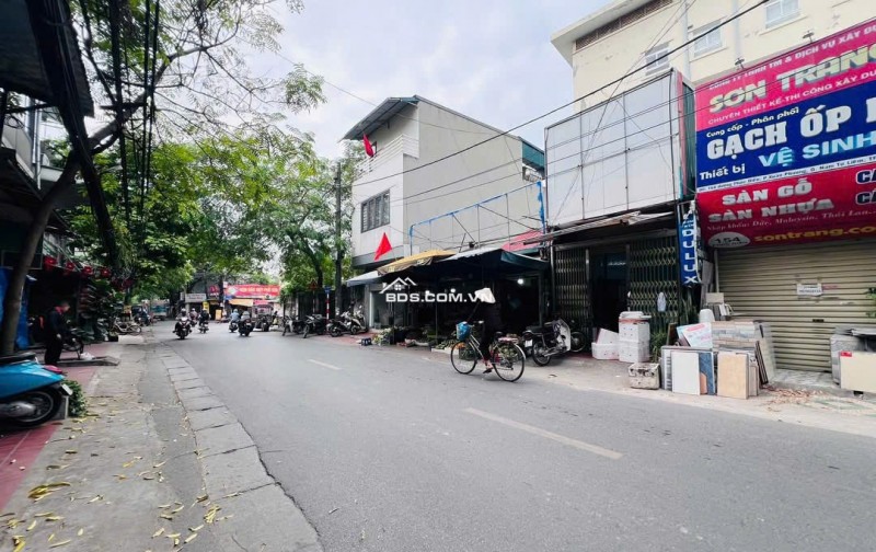 MẢNH ĐẤT VÀNG - MẶT PHỐ PHÚC DIỄN - VỈA HÈ - Ô TÔ TRÁNH - KINH DOANH SẦM UẤT - THOÁNG TRƯỚC SAU