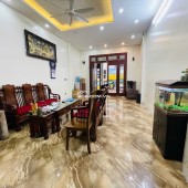 Bán nhà trung tâm Ngô Quyền – Hà Đông | 67m² – Mặt tiền 4,3m – Nhà 4 tầng chắc chắn | Ô tô đỗ cổng – Vài mét ra phố | Giá chỉ 13 tỷ