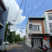 Bán nhà 2 mặt kiệt Ô TÔ thảm nhựa, Nhà 2,5 tầng kiệt Tôn Đức Thắng