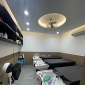 Bán Nhà Kinh Doanh, Mặt Phố Quỳnh Mai 42/98m,  tầng 1, mt 4.4m, giá 10,5 tỷ.