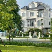 Cần bán biệt thự Mỹ đình 2 ,Nam Từ Liêm ,Hà Nội .DT 200m2 nhìn ra vườn hoa nhỉnh 59 tỷ