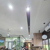 Bán nhà lô góc 3 mặt tiền Mỹ An, 147.5m², 2 tầng, dòng tiền 50 triệu/tháng, gần biển