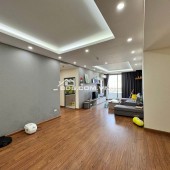 C/c Hud, Điện Biên Phủ, Bình Thanh: Căn góc, 3PN, 2WC, NT, 13tr/th.