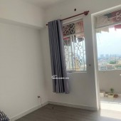 Chung cư 590, CMT8, Phường 11, Quận 3: 70m2, 2PN, thang bộ, 9tr