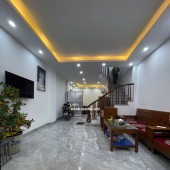 Siêu phẩm Vĩnh Quỳnh