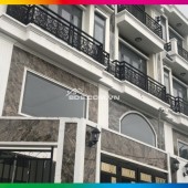  Đối diện Vạn Phúc City – Nhà 3 tầng 1 tum – Ô tô vào tận nhà