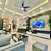 NHÀ RIÊNG 6 TẦNG THANG MÁY_ SÁT CV HOÀ BÌNH/ NGOẠI GIAO ĐOÀN- DT 35M2x 6 TẦNG- MẶT NGÕ THÔNG- Nhỉnh 8 Tỷ