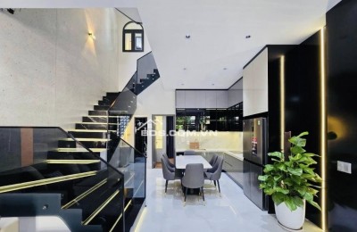 Bán nhà 3 tầng LUXURY đường Phú Lộc 15 - Gần biển Hòa Minh