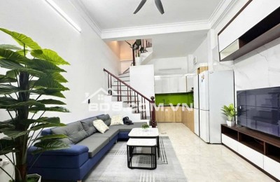 NHÀ PHÂN LÔ ĐƯỜNG CẦU GIẤY - OTO 5 TẠ ĐỖ CỬA - NGÕ NÔNG - GẦN PHỐ - FULL NỘI THẤT - DT 30m2x4T MT4M - 8.5TỶ