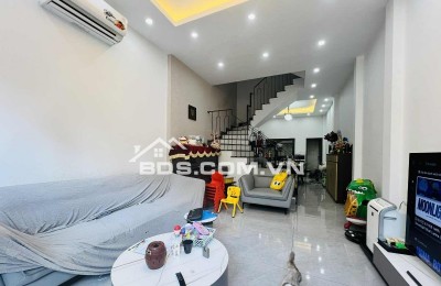 Nhà đẹp Ôtô đỗ cửa, ô chờ thang máy, DT58m2, MT4m, 4 tầng, 4P. Ngủ, giá 15.5 tỷ