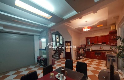 NHÀ NGUYỄN KHÁNH TOÀN – 106M² – 5 TẦNG – MT 10M – Ô TÔ TRÁNH – GẦN PHỐ