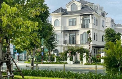 Cần bán biệt thự Mỹ đình 2 ,Nam Từ Liêm ,Hà Nội .DT 200m2 nhìn ra vườn hoa nhỉnh 59 tỷ