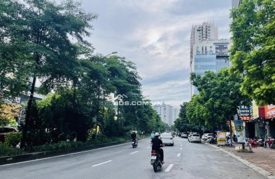Bán đất mặt phố Trần Vĩ,  Cầu Giấy, vị trí kinh doanh đắc địa, mặt tiền rộng