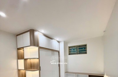 Em cần bán gấp CH 75m2 (3PN 2WC)- 5.5 tỷ ,view đẹp tại KĐT Mễ Trì Hạ, sẵn sổ, full đồ, có slot