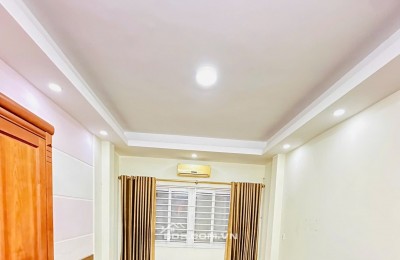 NHÀ PHÂN LÔ ĐƯỜNG CẦU GIẤY - NỞ HẬU - NGÕ THÔNG - 32M2x5T - GIÁ 7.9TỶ