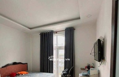 NHÀ ĐẸP 4 TẦNG - GẦN TRƯỜNG THPT TRẦN PHÚ