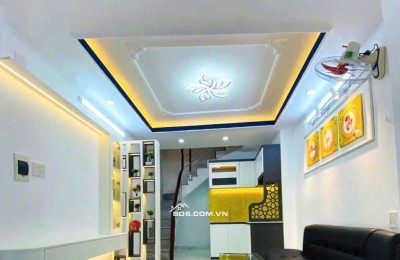 Bán nhà đường Huỳnh Tấn Phát
