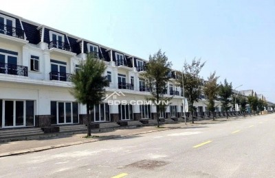Bán nhà đất
