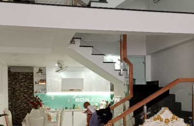 CHỦ CẦN BÁN GẤP NHÀ 3 TẦNG HẺM QUANG TRUNG MỚI XÂY - BTCT