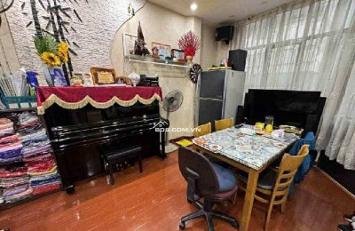 NHÀ ĐẸP TRUNG TÂM Q1 - 5 LẦU - 4PN - 33.3M2 - CHỈ 9,5 TỶ