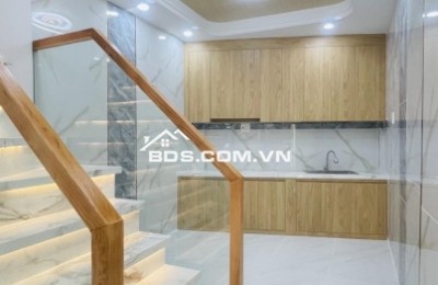 Bán nhà HXH Ni Sư Huỳnh Liên, phường 10, Tân Bình - 3 tầng - 32m2 (3.1m x 11m) giá 4,35 tỷ TL
