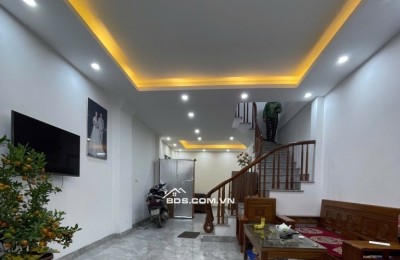 Siêu phẩm Vĩnh Quỳnh
