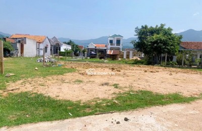 BÁN GẤP 2 LÔ ĐẤT TĐC VẠN LONG - BẮC VÂN PHONG Vị trí: Long Hòa, Vạn Long, Vạn Ninh, Khánh Hòa