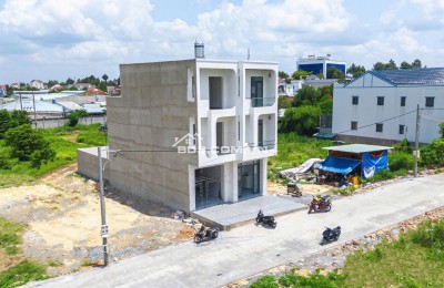 SIÊU PHẨM NHÀ 2 LẦU BÁN NGỘP GIÁ 2,95 TỶ FULL NỘI THẤT NGAY TT TDM