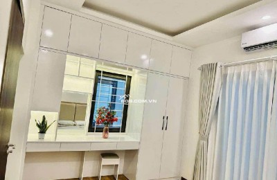 Bán gấp nhà Nguyễn Khánh Toàn ngõ thông gần phố kinh doanh 60m² x 5 tầng 15 tỷ