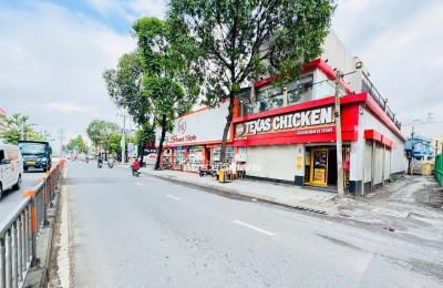Cần bán gấp 1 căn mini House 5 Tầng trên đường Quang Trung, đối diện Coopmart, Gía chỉ 4 tỷ 950.