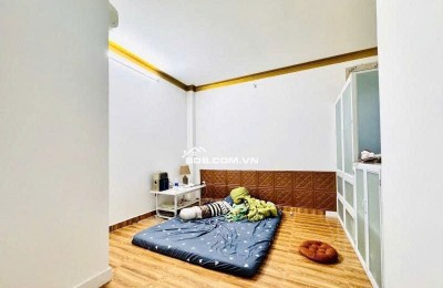 NHÀ NGON TRONG PHÂN KHÚC NHA. 
 Nhà đẹp 2 tầng – HẺM XE TẢI LUÔN – an ninh Diện tích 6x10m vuông vức – hoàn công