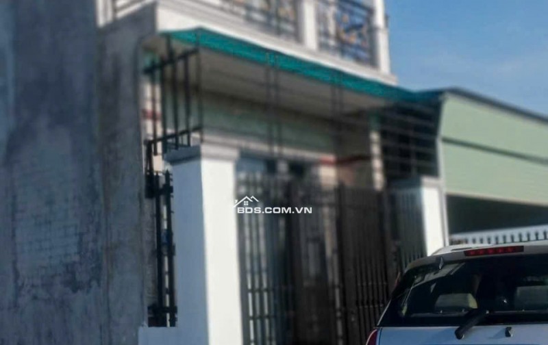 Chính Chủ Chuyển Về Thành Phố Cần Bán Nhà 1 Trệt 1 Lầu Mặt Tiền Đường Mỹ Hạnh Bắc, Đức Hòa, Long An