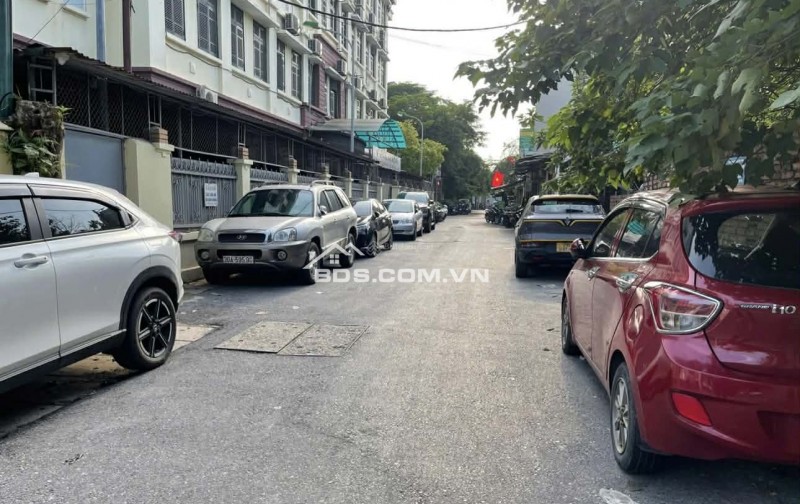 Bán nhà Lạc Trung – Kim Ngưu 80m², gara 2 ô tô, 5 tầng thang máy, gần hồ Thanh Nhàn