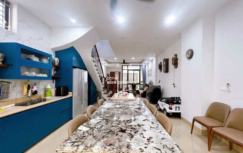 BÁN NHÀ HOÀNG VĂN THÁI-10M RA PHỐ- 2 THOÁNG TRƯỚC SAU- NGÕ THÔNG Ô TÔ KINH DOANH-81M-4 TẦNG- HƠN 18TỶ