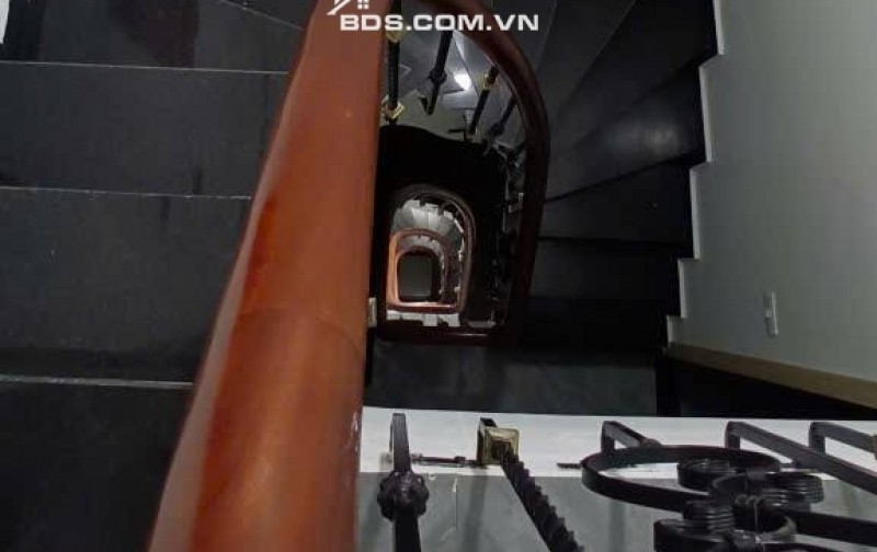 Nhà Đẹp Dòng Tiền Nguyễn An Ninh, Hai Bà Trưng 42 m, 5 tầng, mt 3.5m, giá 12.6 tỷ.